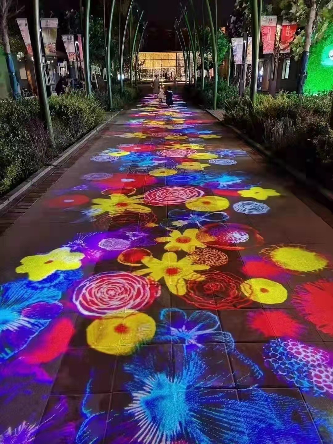 高清户外投影投影灯|活动资源|黑猫会活动策划服务平台