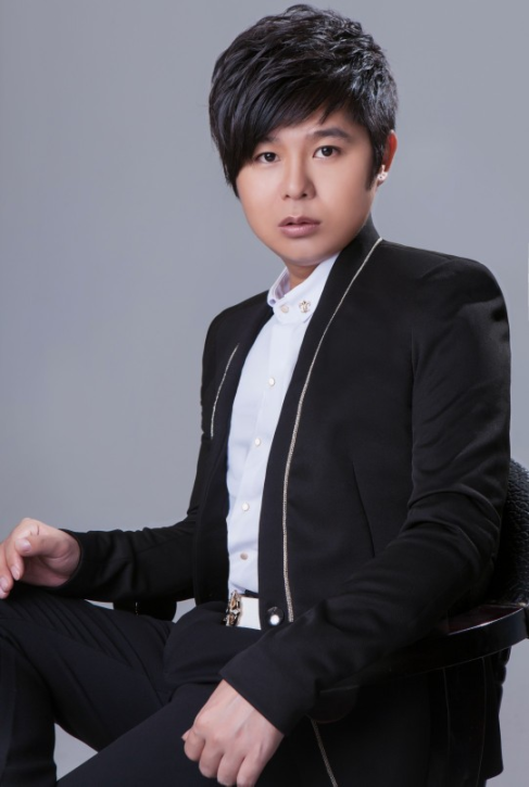 邱永传(jeson),1988年6月2日出生在江西省赣州市,中国内地男歌手,音乐