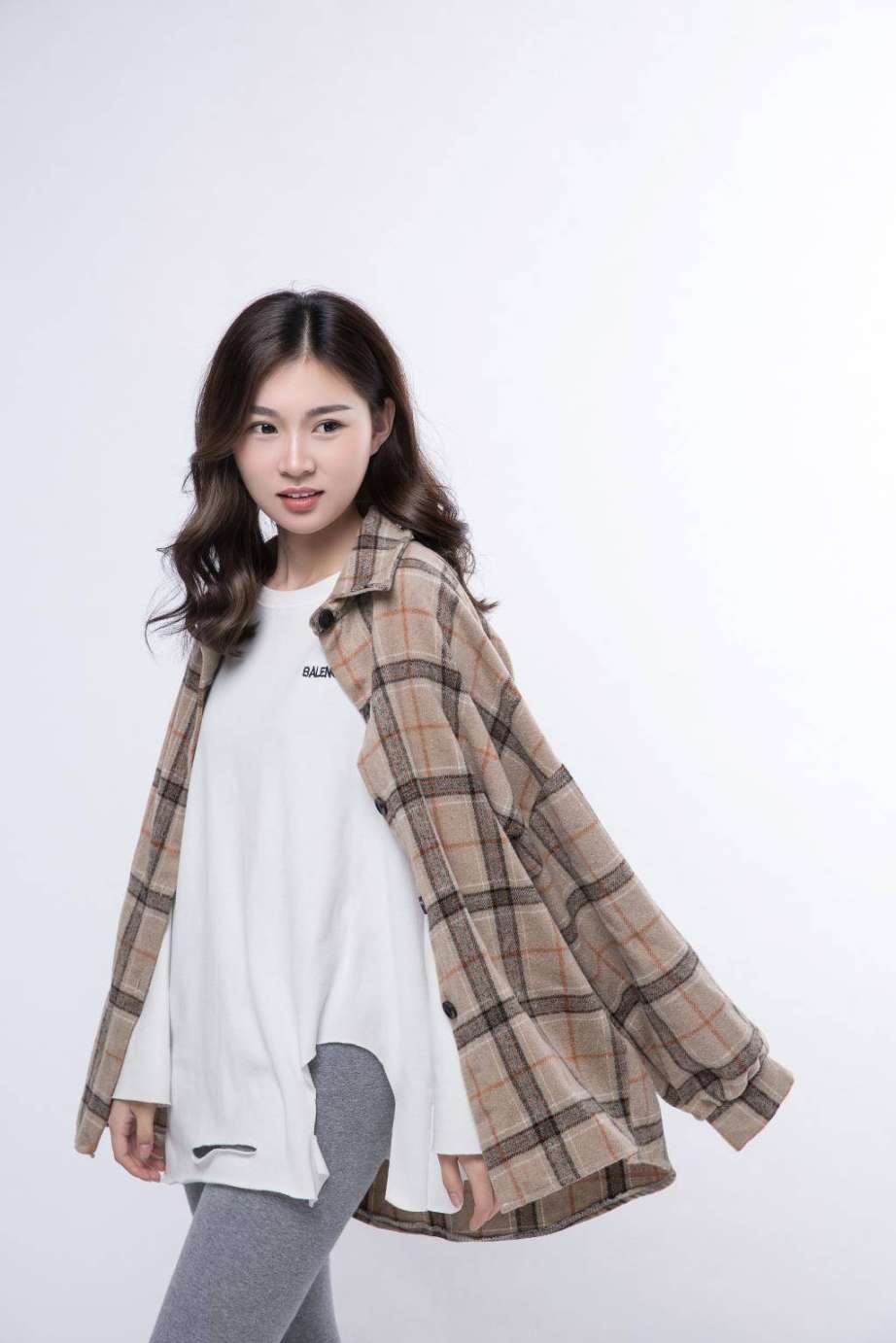 阿悠悠,1995年3月2日出生,中国内地女歌手.