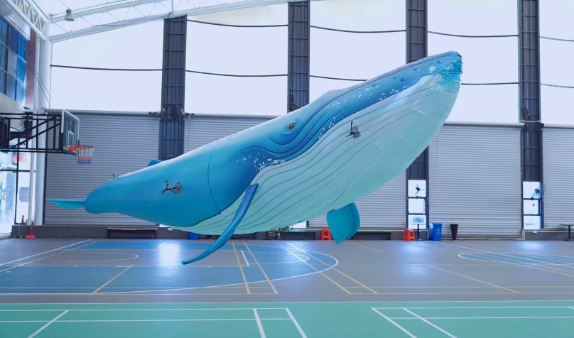 遥控氦气鲸鱼海豚鲨鱼水母气模飞行表演